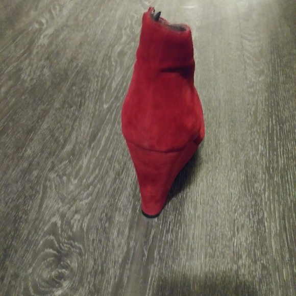 Booties - Picture 4 of 4